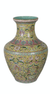 Qing Qianlong Chinese Vase